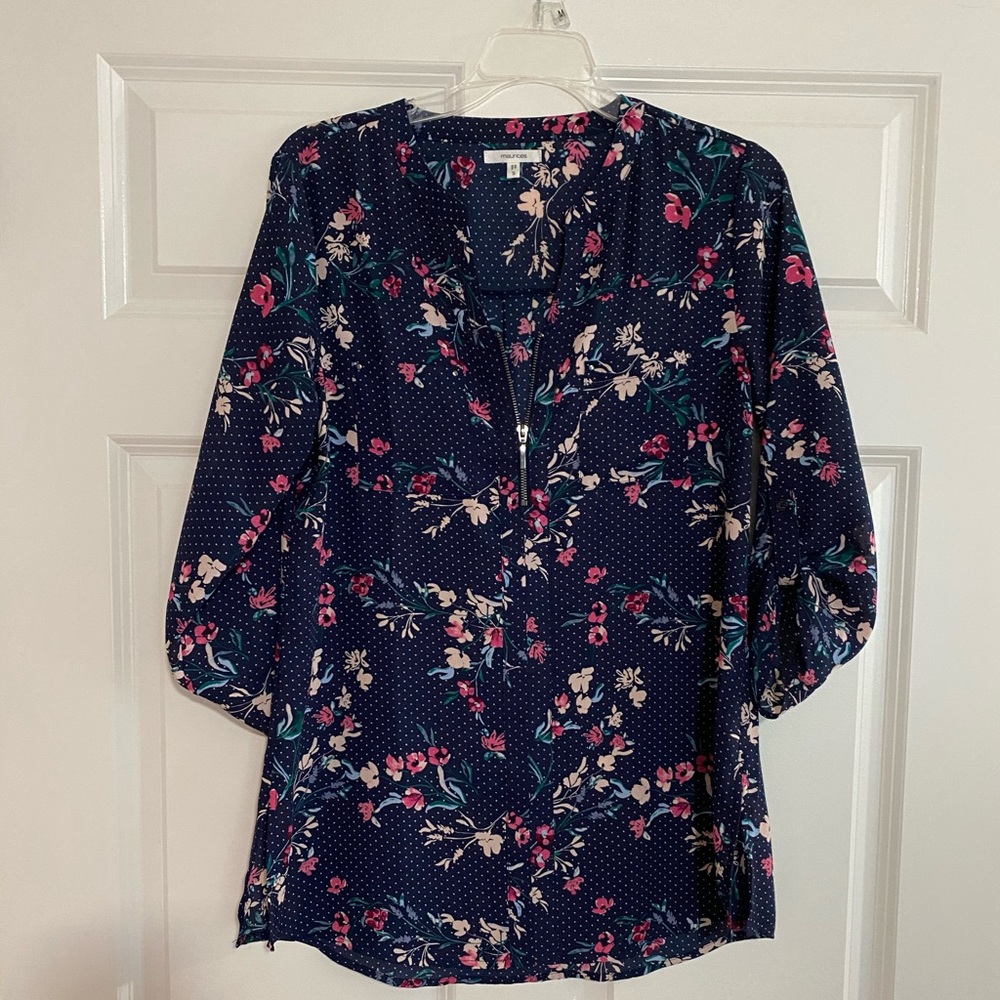 Maurices flowy top size small
